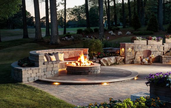 Firepit with Bench